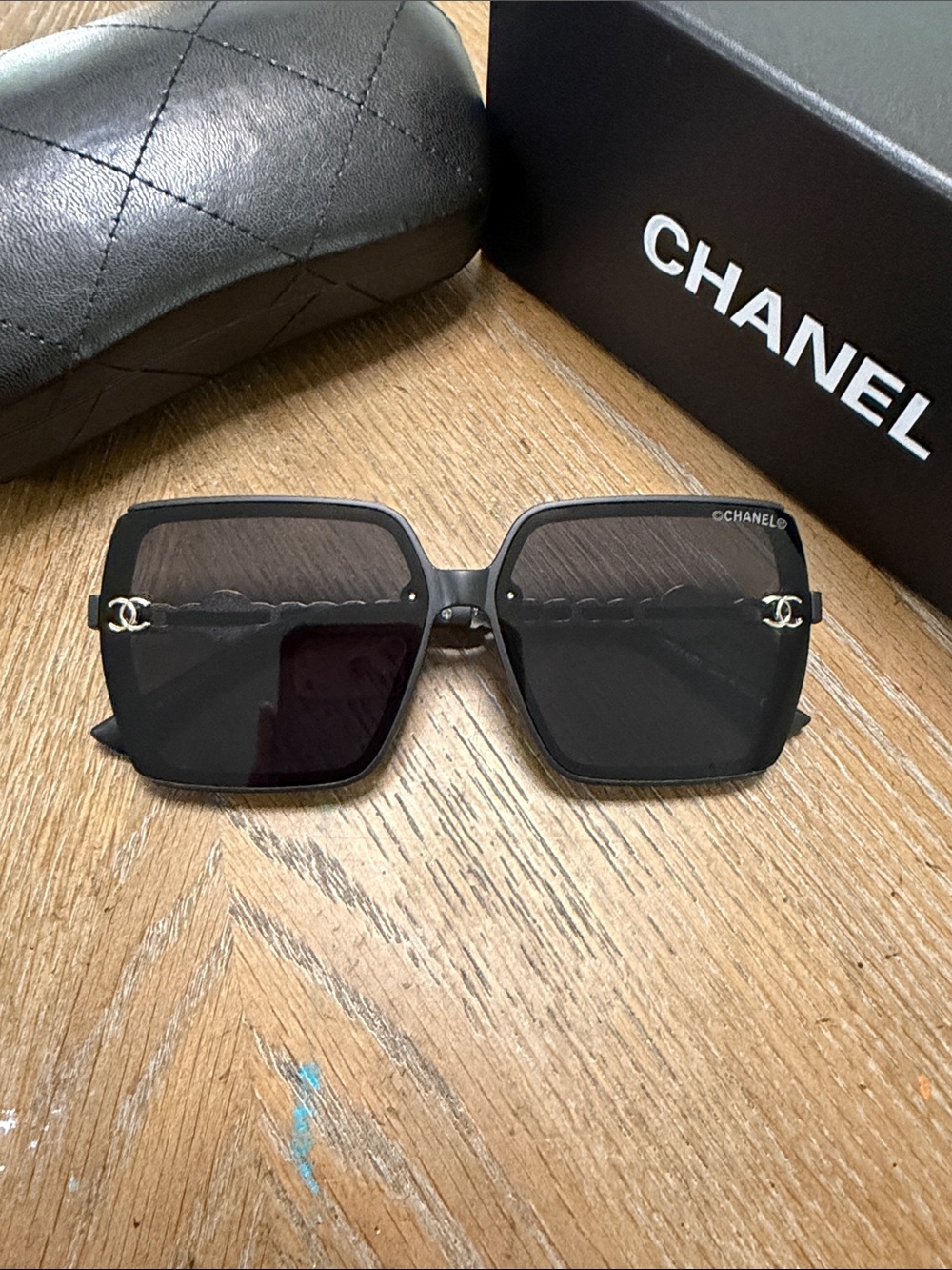 CHANEL Black Square Sunglasses with Silver CC Accents - Picture 4 of 9